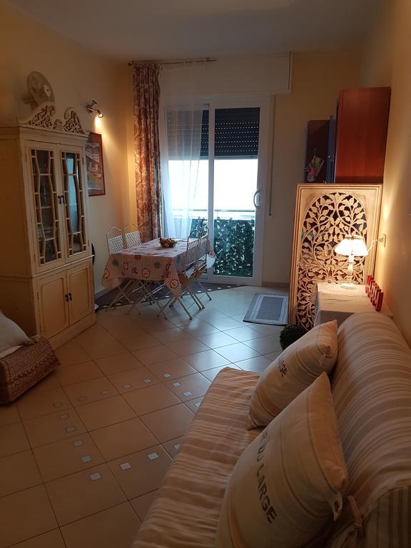 La Casa Di Pepe Pietra Ligure Exterior foto